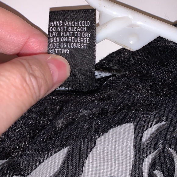 Elemenz ladies blouse. Large floral type see thru print. Black and sheer. - Picture 5 of 5